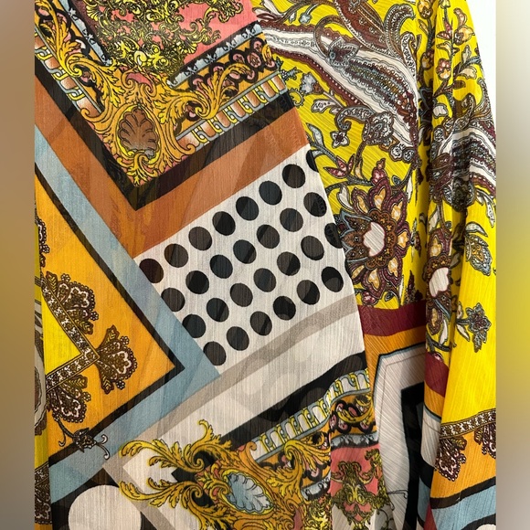 FASHIONNOVA Plus size tie front blouse - Picture 2 of 6